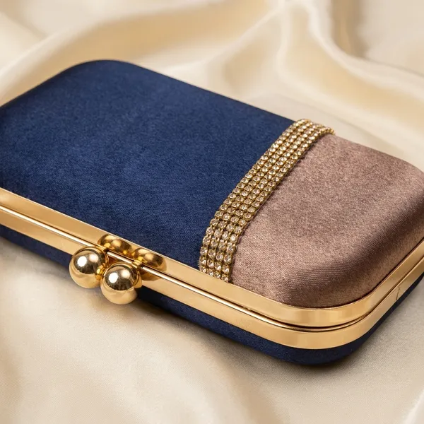 Multicolor_Polyurethane_Clutch_For_Women