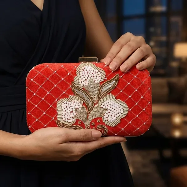 Red_Polyurethane_Clutch_For_Women
