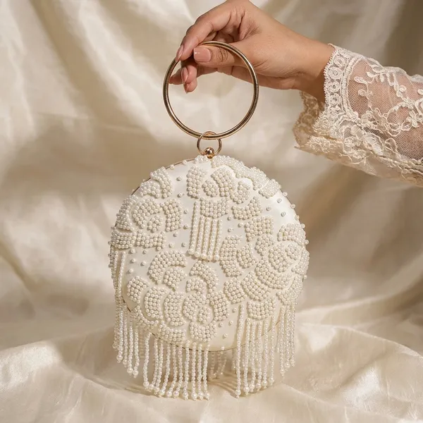 White_Polyurethane_Clutch_For_Women
