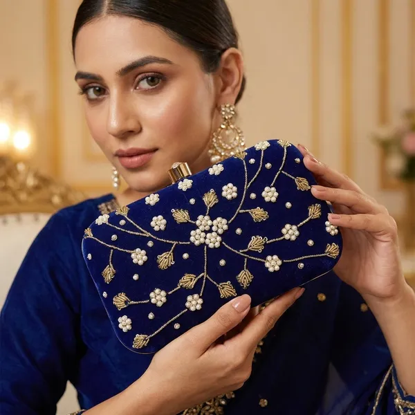 Blue_Polyurethane_Clutch_For_Women