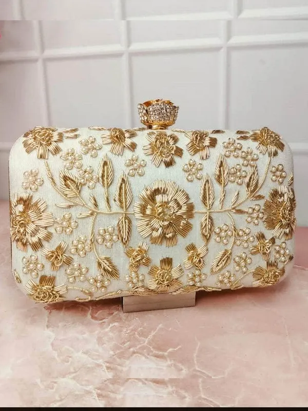 White_Polyurethane_Clutch_For_Women