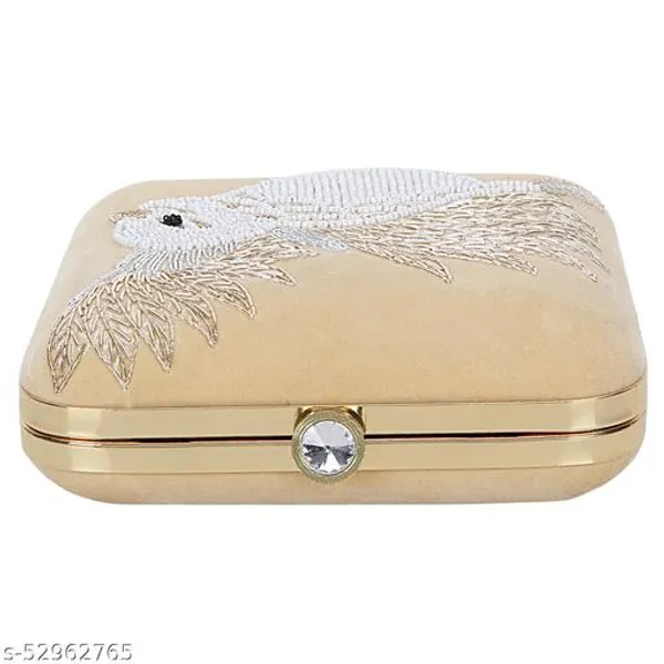 Gold_Polyurethane_Clutch_For_Women