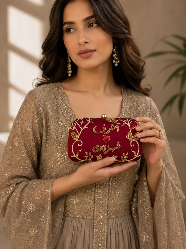Maroon_Polyurethane_Clutch_For_Women