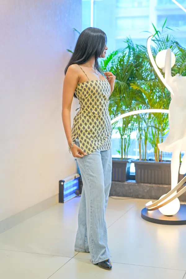 Yellow_Printed_Short_Kurti_With_Corset_Back_For_Women