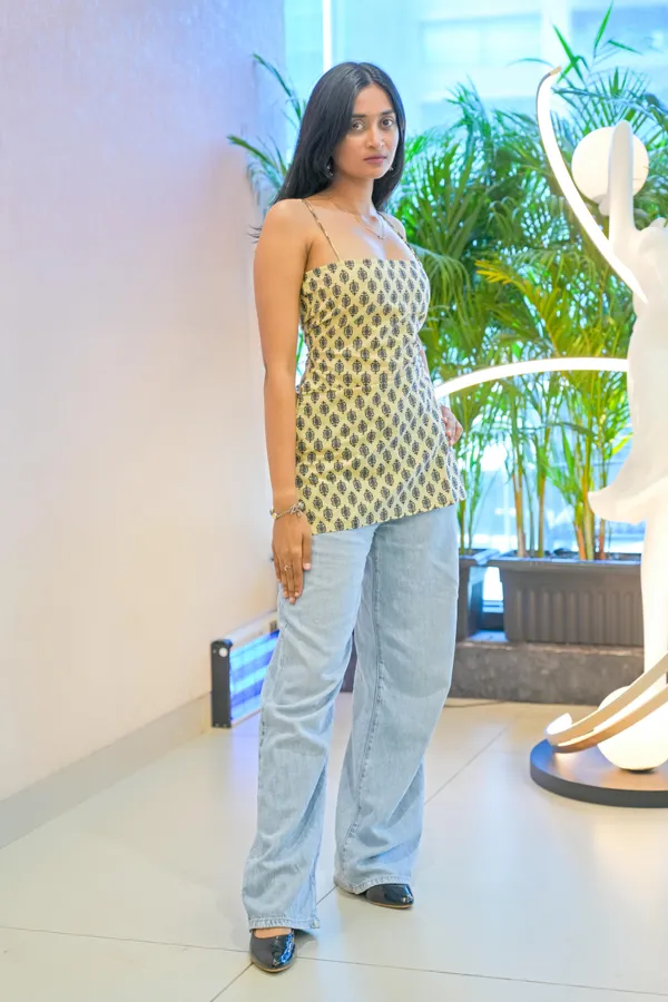 Yellow_Printed_Short_Kurti_With_Corset_Back_For_Women