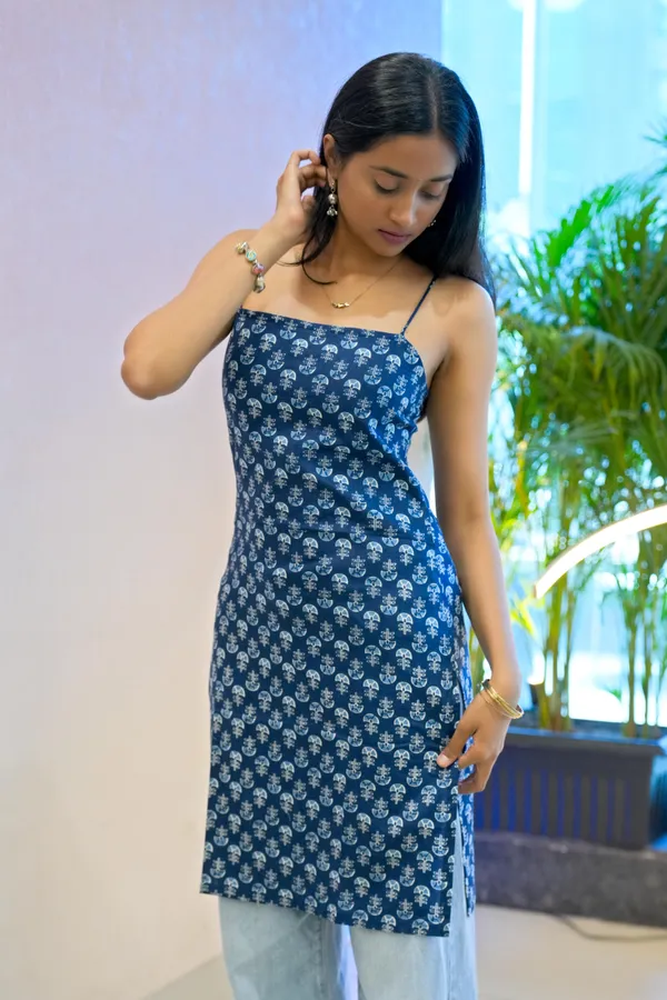 Navy_Blue_Printed__Spaghetti_Straps_Kurti_With_Corset_Back_For_Women