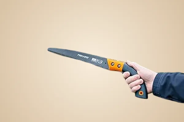 Folding_Pruning_Saw_For_Garden_And_Outdoor_Use
