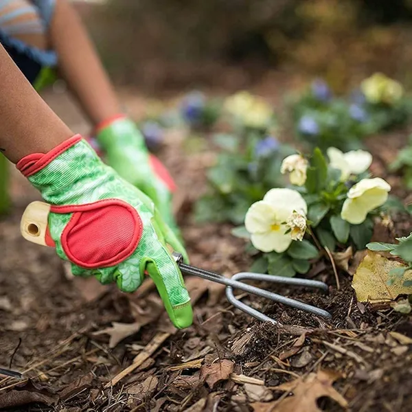 Kids_Gardening_Gloves_With_Hand_Fork_Tool