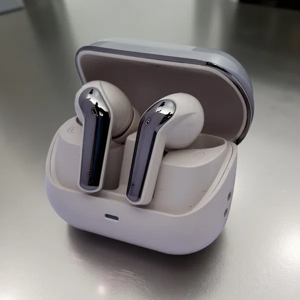 Pearl_Chrome_Blastpods_Bluetooth_True_Wireless