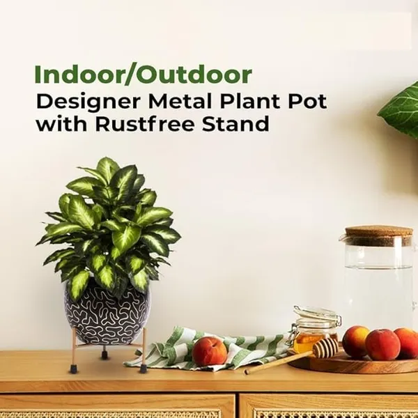 Metal_Contemporary_Geometric_Abstract_Indoor_Planter_With_Stand