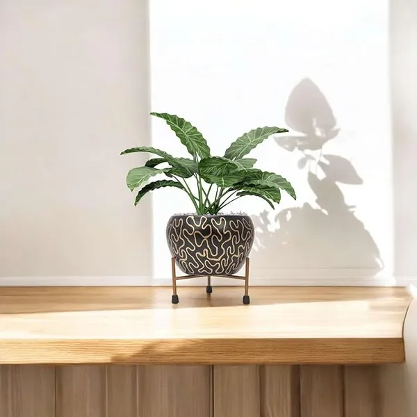 Metal_Contemporary_Geometric_Abstract_Indoor_Planter_With_Stand