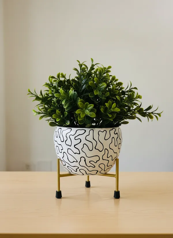 Modern_Abstract_Line_Print_Planter_With_Gold_Metal_Stand