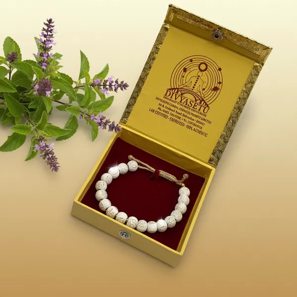 White_Ram_Naam_Tulsi_Bracelet_For_Unisex