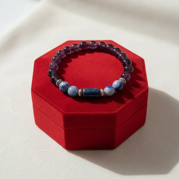 Capricorn_Zodiac_Garnet_Milky_Quartz_Bracelet