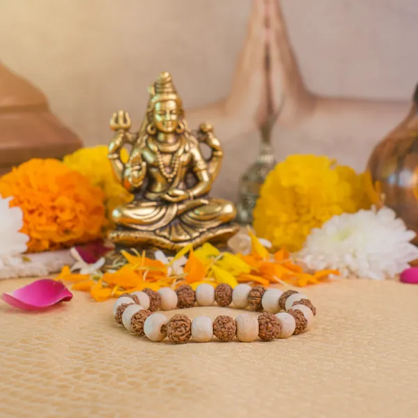 5_Mukhi_Rudraksha_Tulsi_Bracelet
