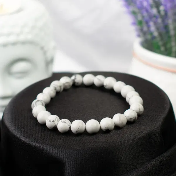 White_Howlite_Bracelet_For_Unisex
