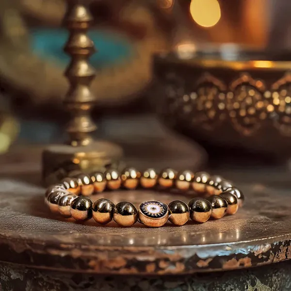 Golden_Money_Protector_Bracelet_For_Unisex