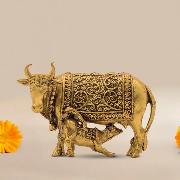 Brass_Kamdhenu_Cow_With_Calf_Murti