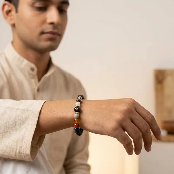Navgrah_Shanti_Bracelet_With_Raw_Selenite_Plate