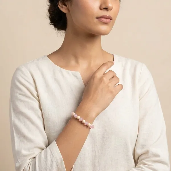 Love_Attraction_With_Tulsi_Bracelet