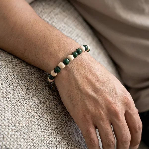 Black_And_White_Green_Jade_Tulsi_Bracelet_For_Unisex