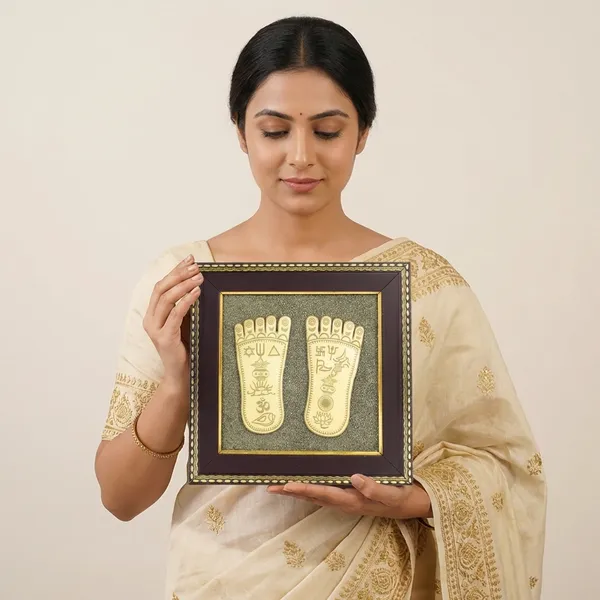 Maa_Lakshmi_Charan_Paduka_On_Pyrite_Frame
