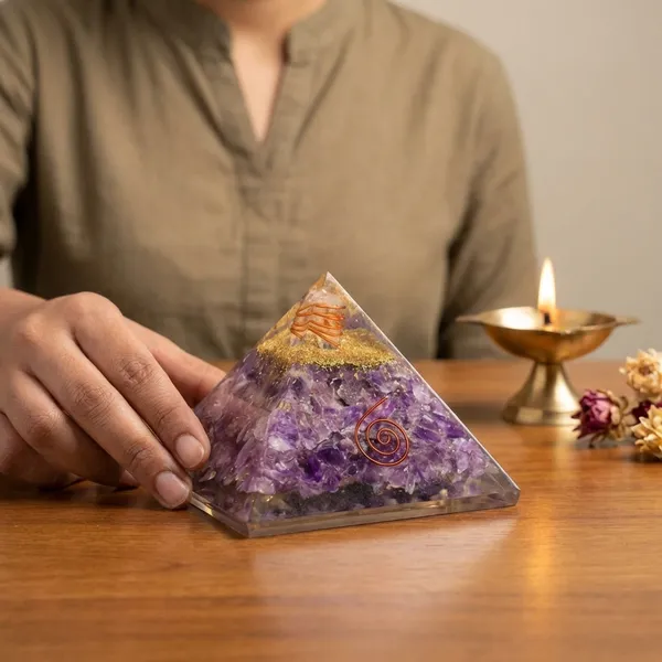Purple_Amethyst_Pyramid_For_Home_And_Office