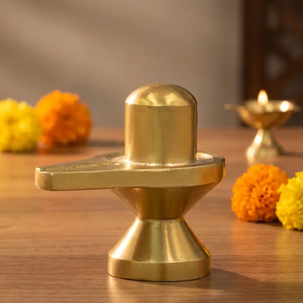 Golden_Brass_Shiva_Lingam_For_Unisex