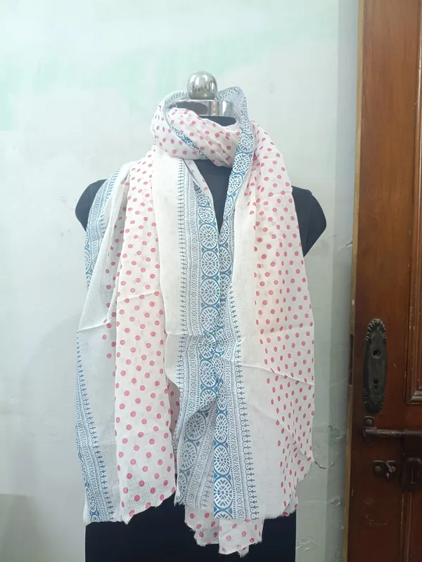 Soft_Cotton_Scarf_With_Pink_Polka_Dots_And_Blue_Border
