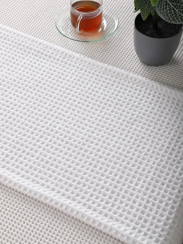 White_Cotton_Premium_Table_Runner_For_Living_Room_&_Kitchen
