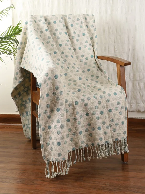 Blue_&_White_Cotton_Premium_Throw_For_Living_Room