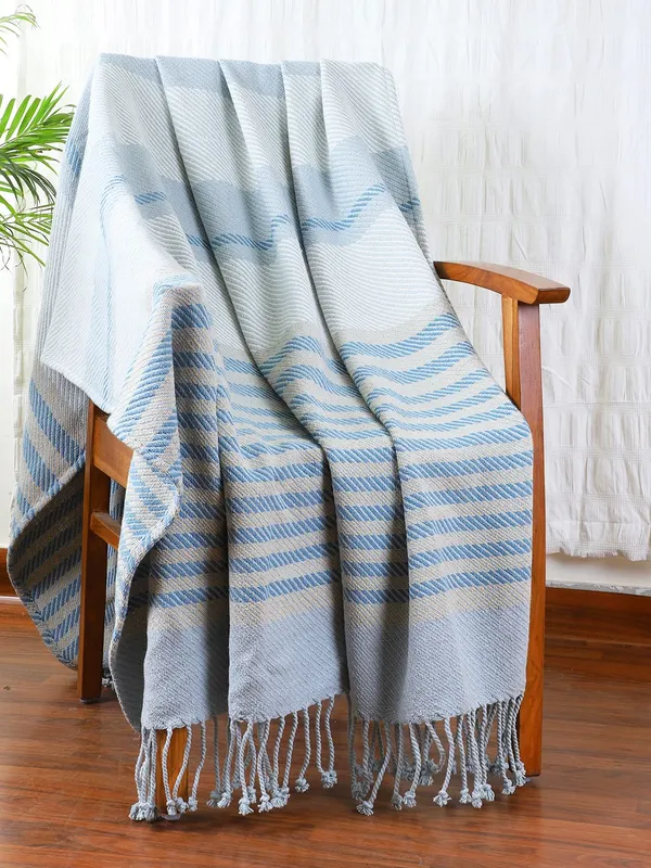 Blue_Cotton_Premium_Throw_For_Living_Room
