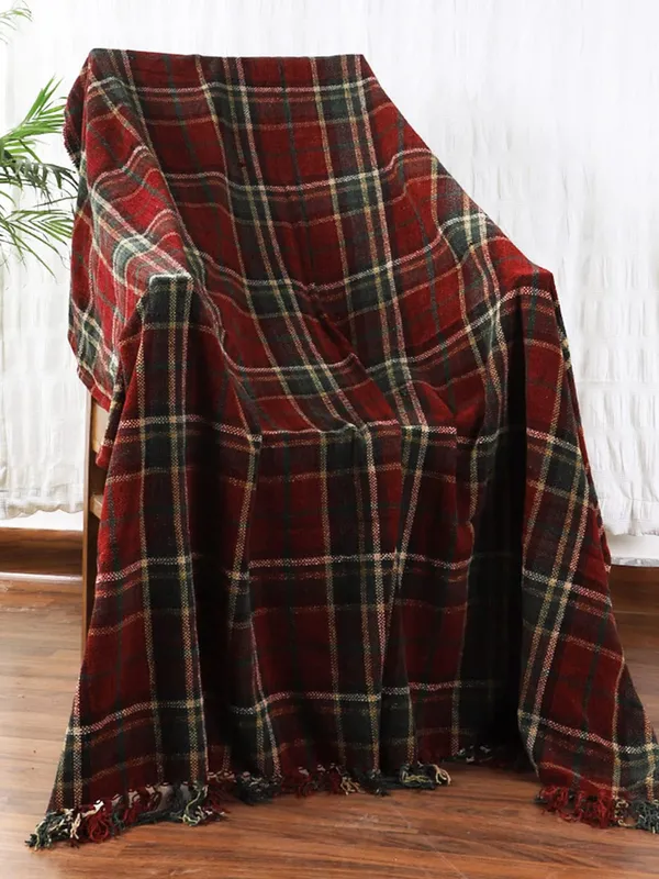 Red_Cotton_Premium_Throw_For_Living_Room