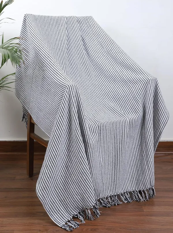 Black_Cotton_Premium_Throw_For_Living_Room