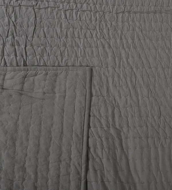 Grey_Cotton_Premium_Quilt_With_Pillow_Covers_For_Bed_Room