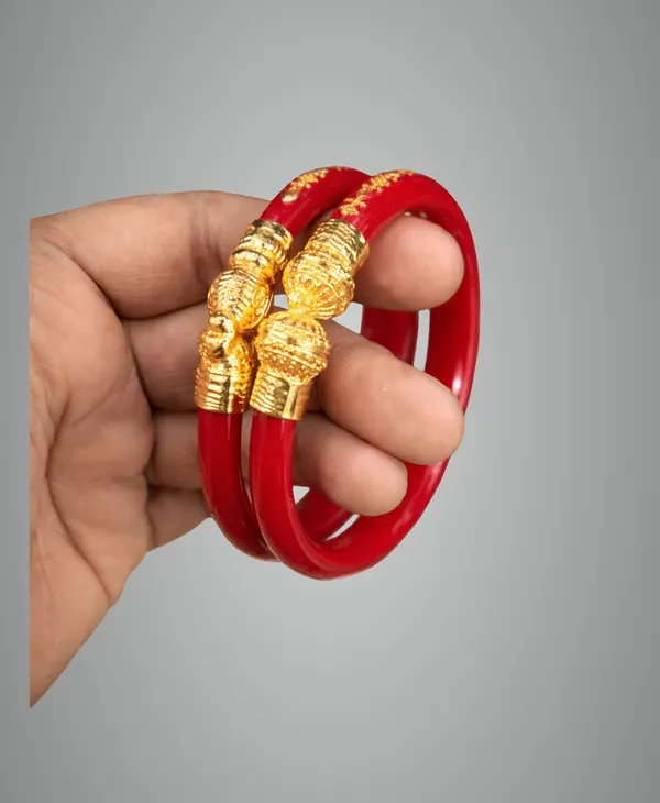 Red_Shakha_Pola_Plane_Bangles_Seep_For_Women