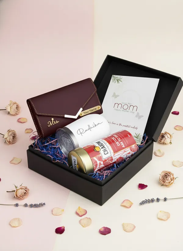 Personalized_Elegance_Gift_Set_For_Her