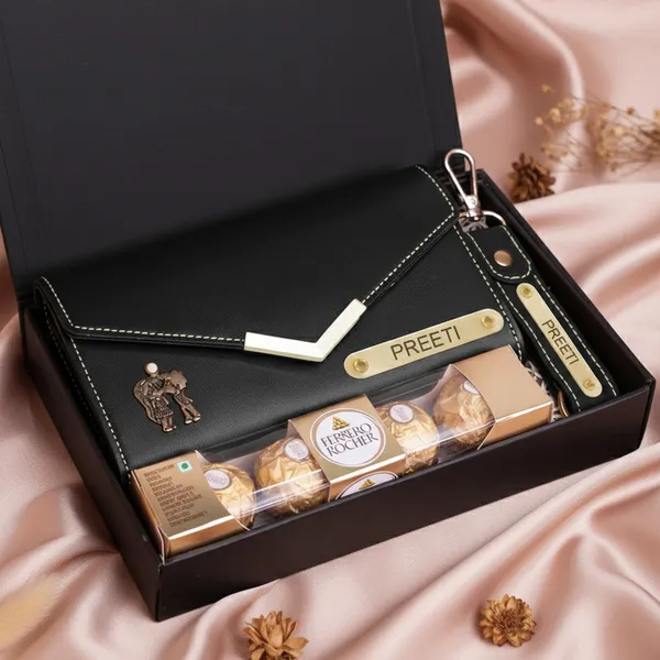 Personalized_Premium_Leather_Clutch_Keychain_&_Chocolate_Gift_Set_For_Women