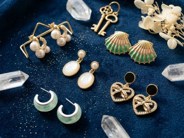 Vinisha_Beach_Earrings_Set_Multicolor_Alloy_With_Resin_&_Beads_(Set_Of_5)
