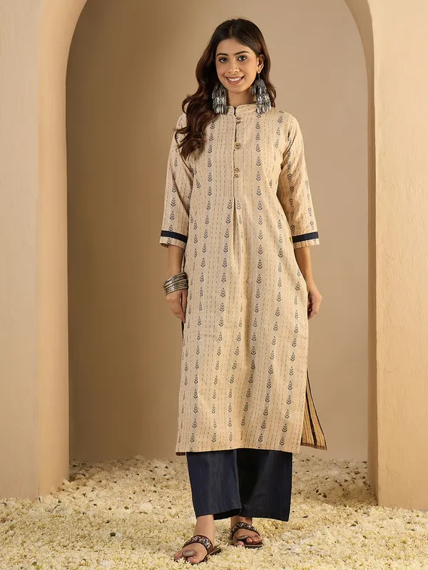 Beige_Printed_Straight_Kurta_With_Mandarin_Collar_And_Side_Slits_For_Women