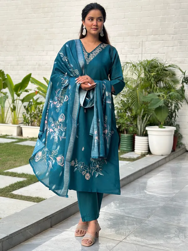 Teal_Blue_Embroidered_Kurta_Set_With_Dupatta_For_Women