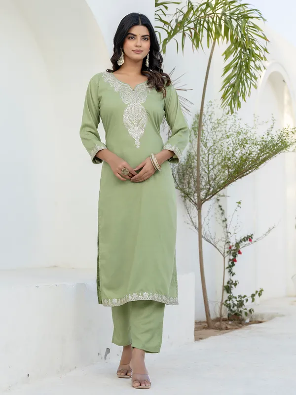 Green_Embroidered_Kurta_Set_With_Dupatta_For_Women
