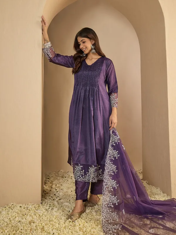 Purple_Embroidered_Ethnic_Kurta_Set_With_Dupatta_For_Women