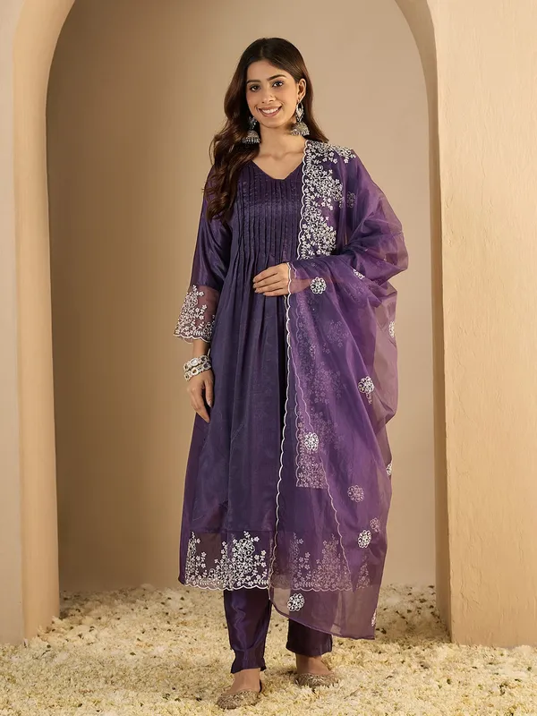 Purple_Embroidered_Ethnic_Kurta_Set_With_Dupatta_For_Women