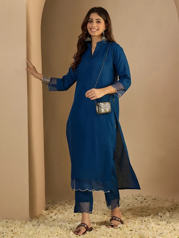 Blue_Chanderi_Kurta_Set_With_Scalloped_Hem_And_Organza_Detailing_For_Women