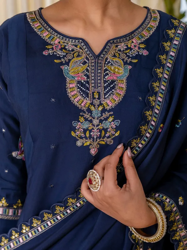 Navy_Blue_Embroidered_Ethnic_Kurta_Set_With_Dupatta_For_Women