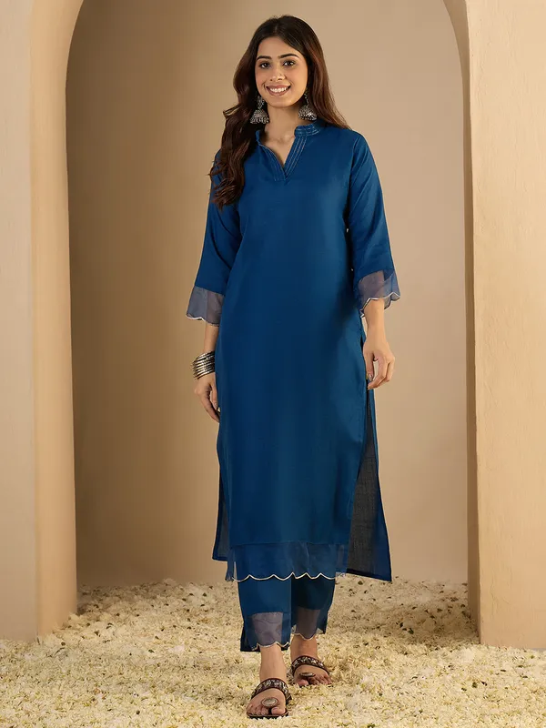 Blue_Chanderi_Kurta_Set_With_Scalloped_Hem_And_Organza_Detailing_For_Women