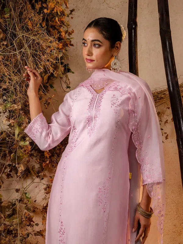 Light_Pink_Embroidered_Silk_Suit_Set_With_Dupatta_For_Women