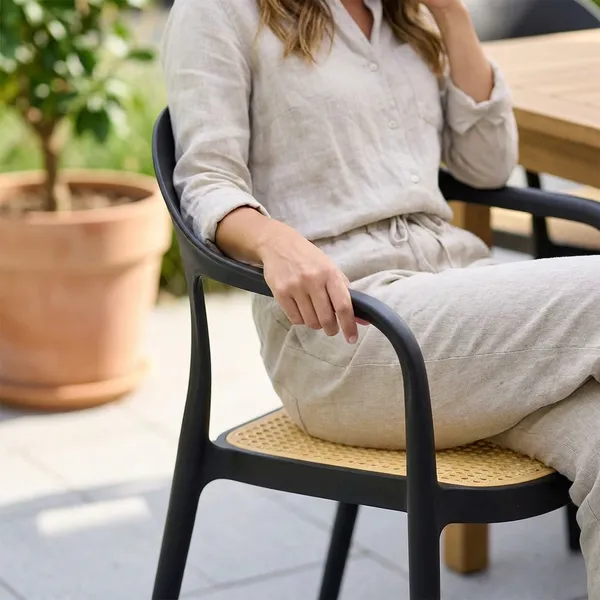 Black_Net_Premium_Armrest_Chair_|_62D_X_70W_X_89H_Cm