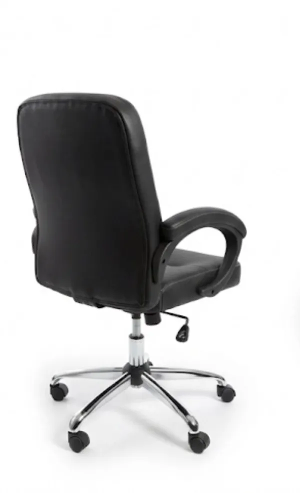 Black_Foam_Armour_And_Leather_Cushion_Revolving_Chair_|_45_X_52_X_40_Cm